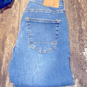Men’s Aeropostale jeans size 28/30 in excellent condition